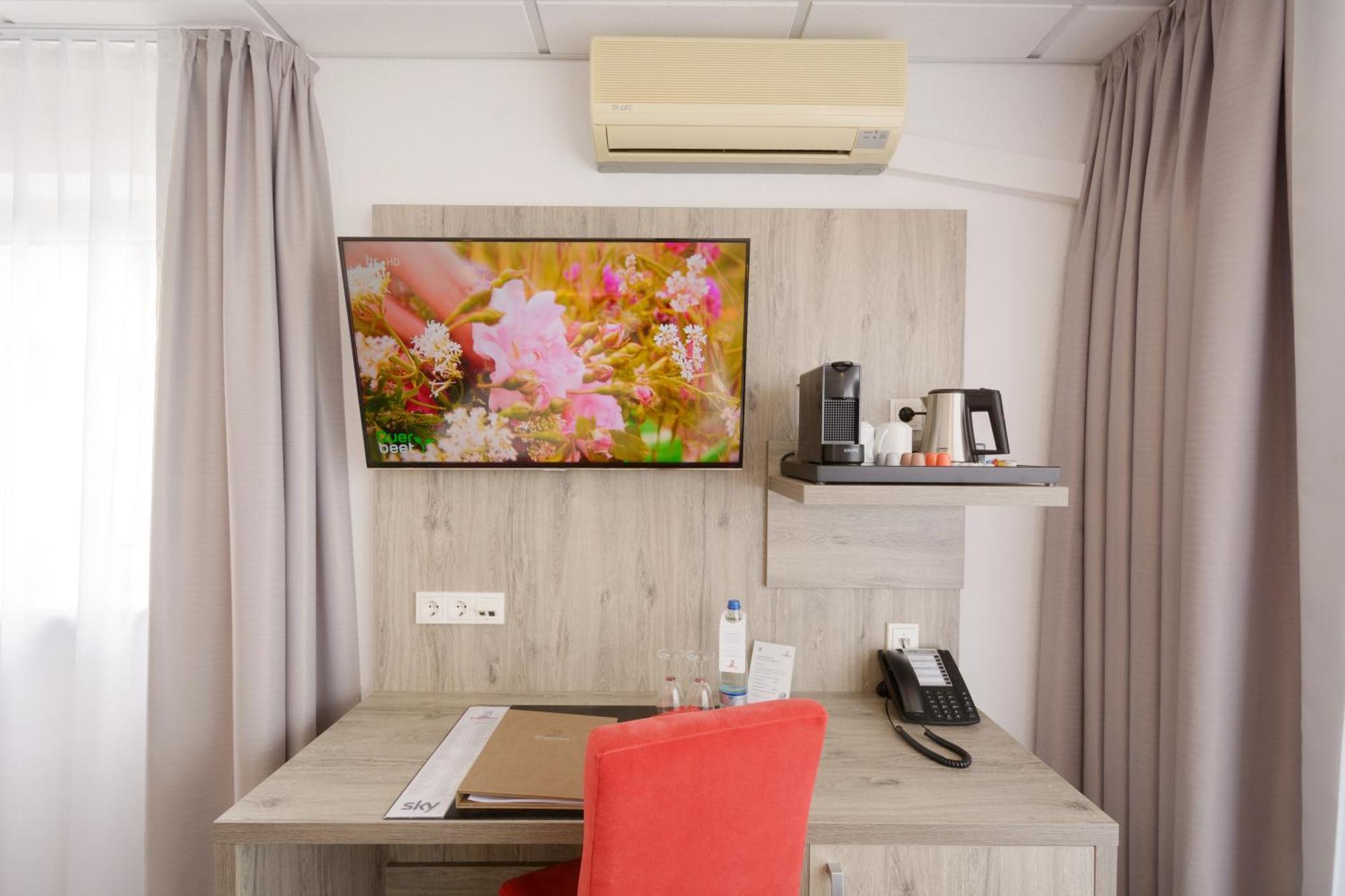 Hotel Engelhorn Leimen  Bagian luar foto