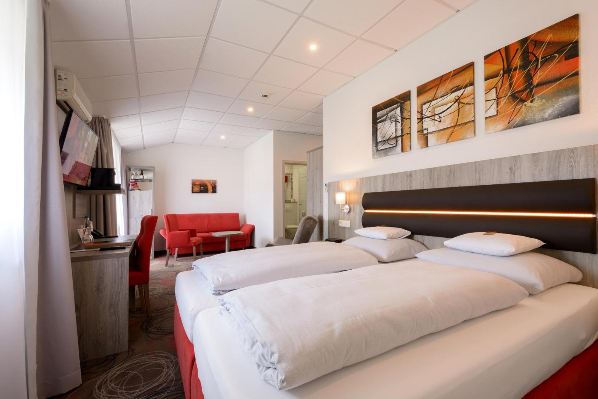 Hotel Engelhorn Leimen  Bagian luar foto