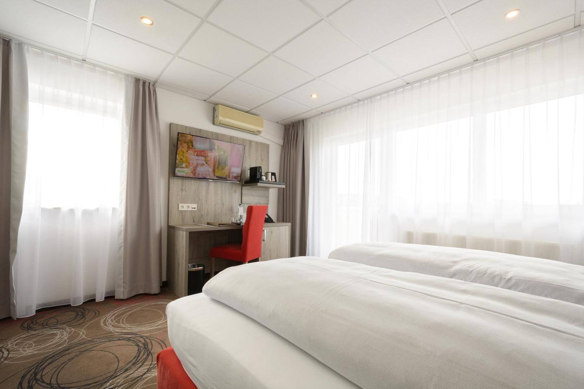 Hotel Engelhorn Leimen  Bagian luar foto